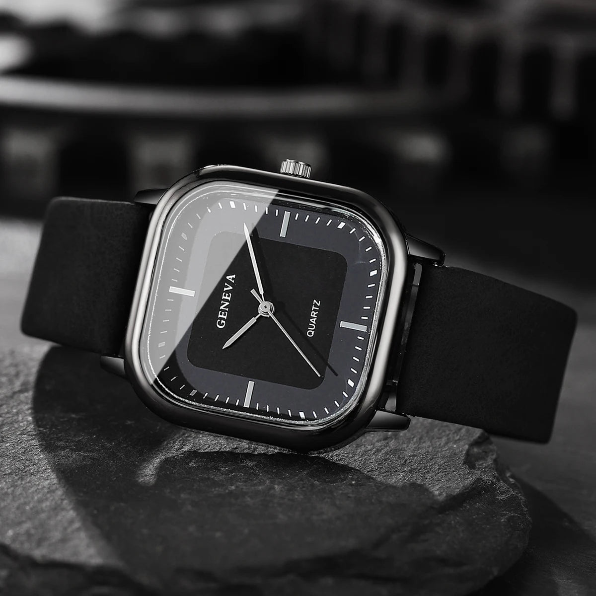 Mode cadran carré montres pour hommes montre à Quartz bracelet en cuir